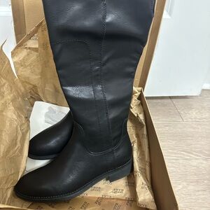 Frye & Co Boots Size 6.5 Stacked Heel New